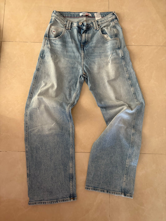 tommy jeans baggy